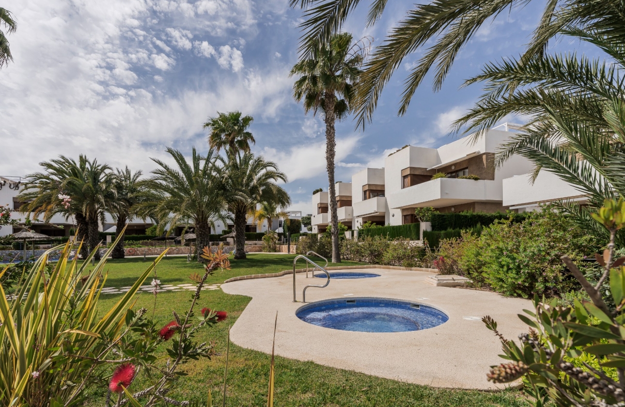 Resale - Apartment / flat - Orihuela Costa - La Zenia