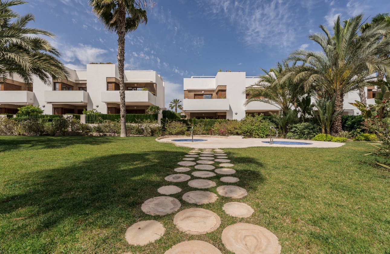 Resale - Apartment / flat - Orihuela Costa - La Zenia