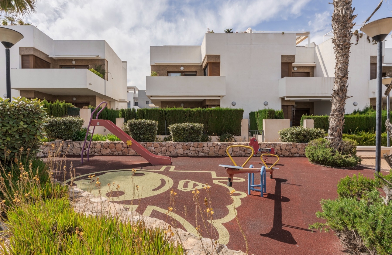 Resale - Apartment / flat - Orihuela Costa - La Zenia