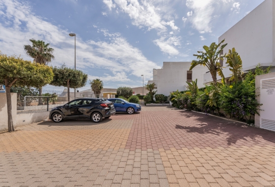 Resale - Apartment / flat - Orihuela Costa - La Zenia