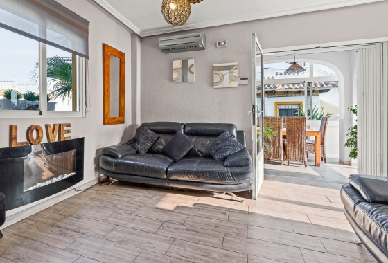 Resale - Villa - Orihuela Costa - Playa Flamenca