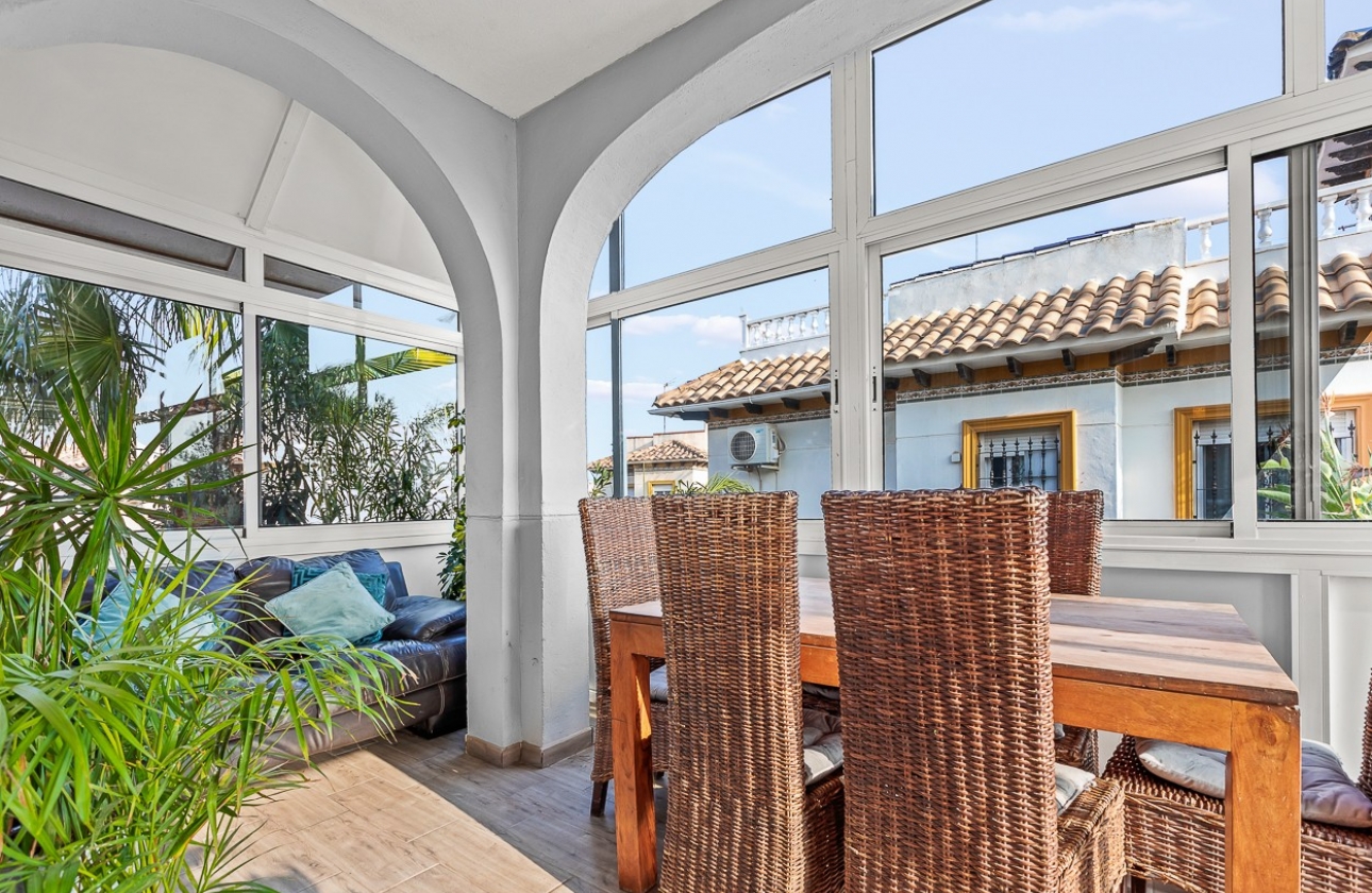 Resale - Villa - Orihuela Costa - Playa Flamenca