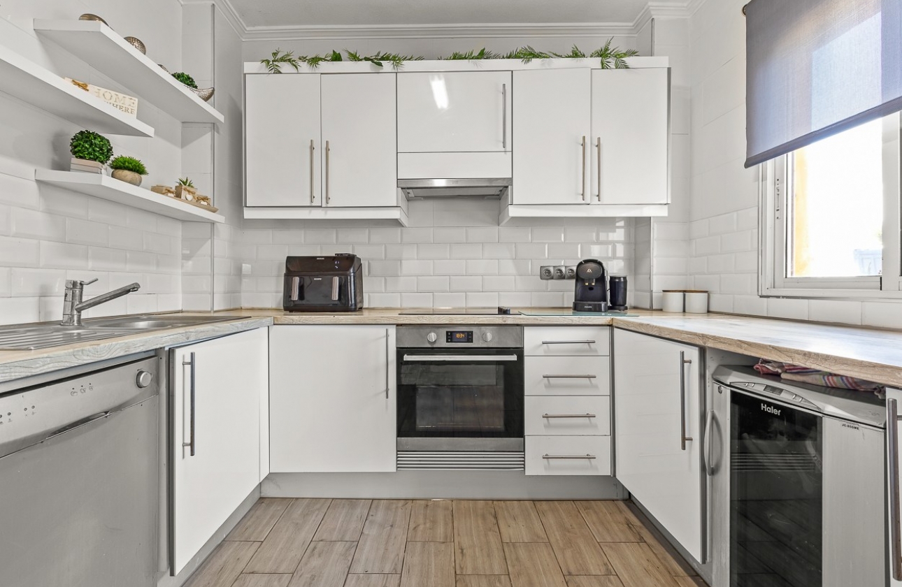 Resale - Villa - Orihuela Costa - Playa Flamenca