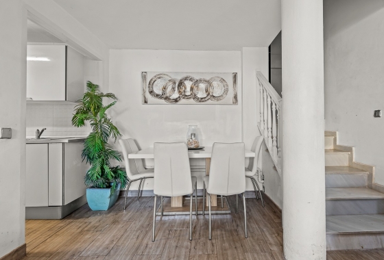 Resale - Villa - Orihuela Costa - Playa Flamenca