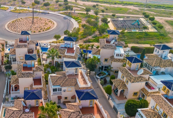 Resale - Villa - Orihuela Costa - Playa Flamenca