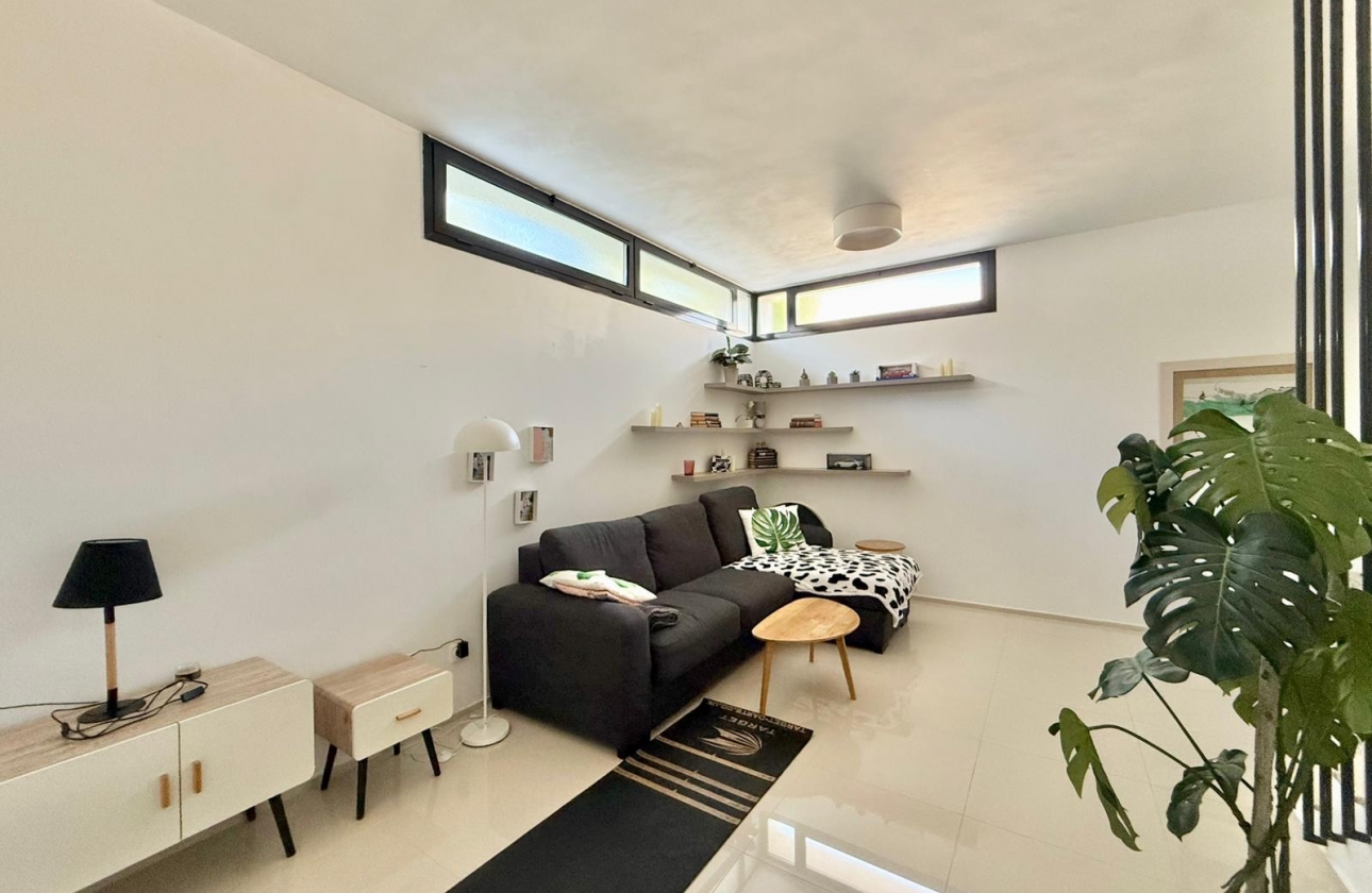 Resale - Villa - Ciudad Quesada - Pueblo Bravo