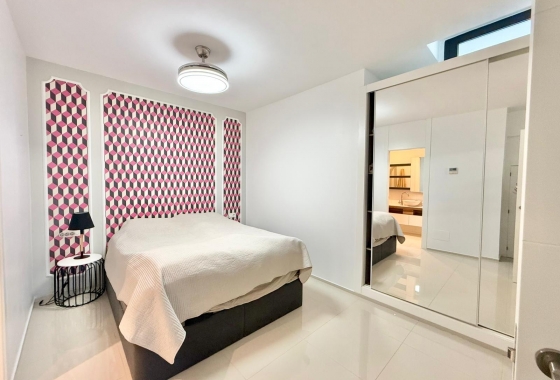 Resale - Villa - Ciudad Quesada - Pueblo Bravo