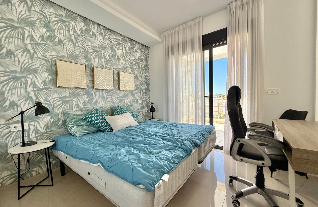 Resale - Villa - Ciudad Quesada - Pueblo Bravo