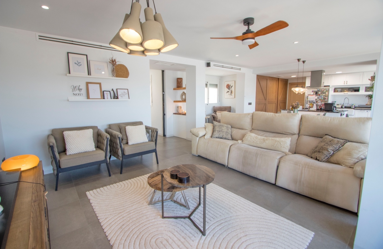 Resale - Apartment / flat - Alicante