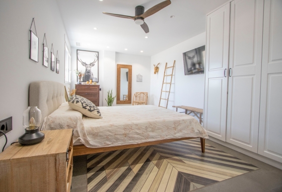 Resale - Apartment / flat - Alicante