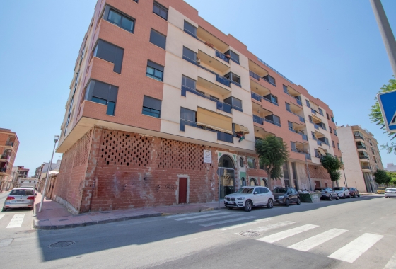 Resale - Apartment / flat - Alicante