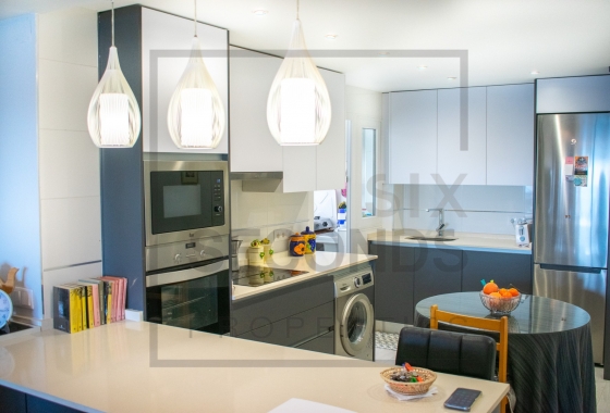 Resale - Apartment / flat - Torrevieja - Playa del Cura