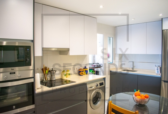 Resale - Apartment / flat - Torrevieja - Playa del Cura