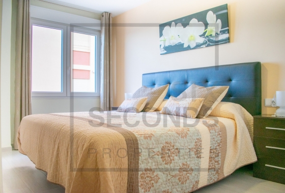 Resale - Apartment / flat - Torrevieja - Playa del Cura