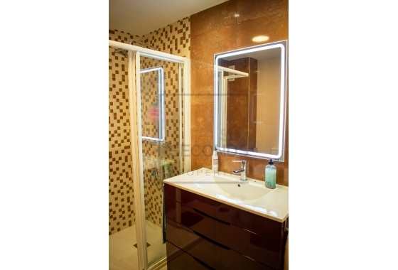 Resale - Apartment / flat - Torrevieja - Playa del Cura