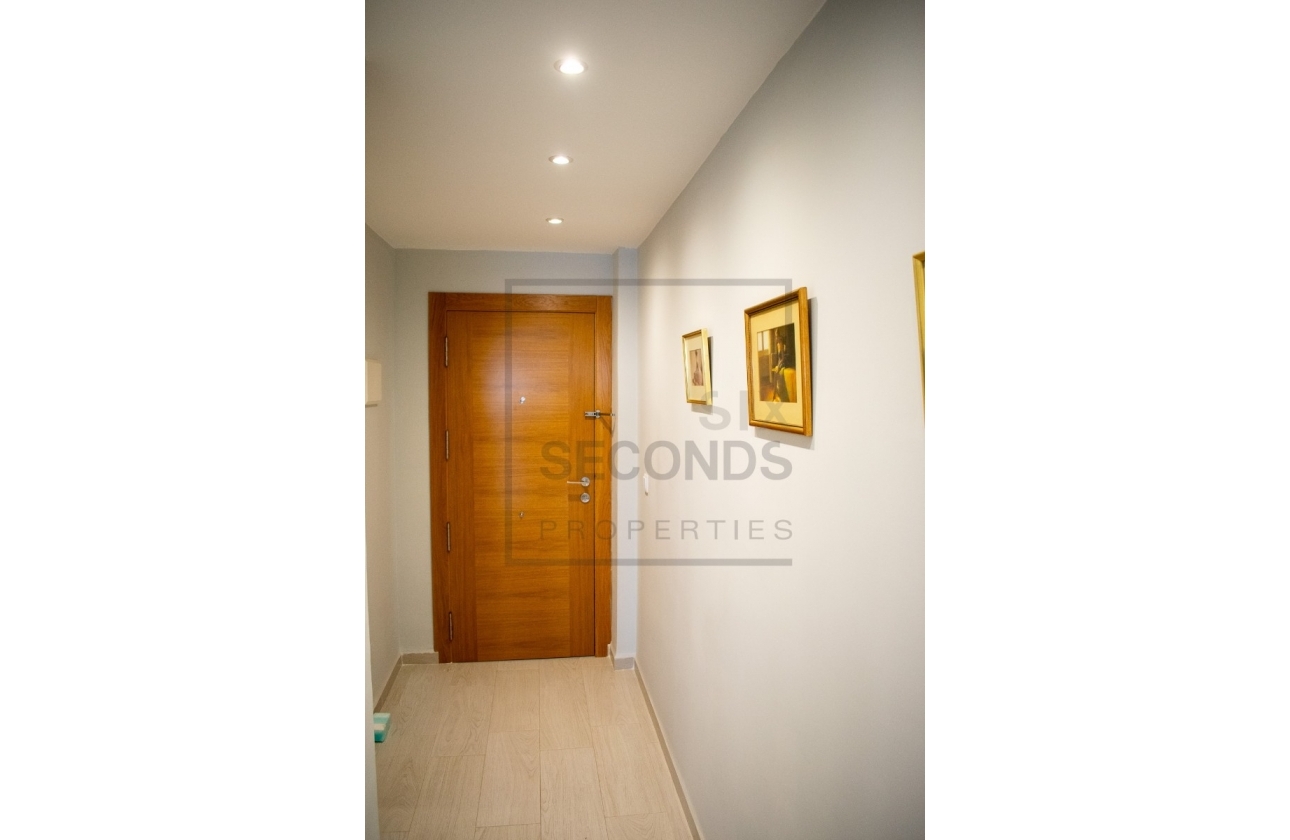 Resale - Apartment / flat - Torrevieja - Playa del Cura