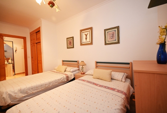 Resale - Apartment / flat - Torrevieja - La Mata