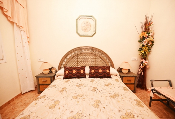 Resale - Apartment / flat - Torrevieja - La Mata