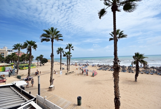 Resale - Apartment / flat - Torrevieja - La Mata