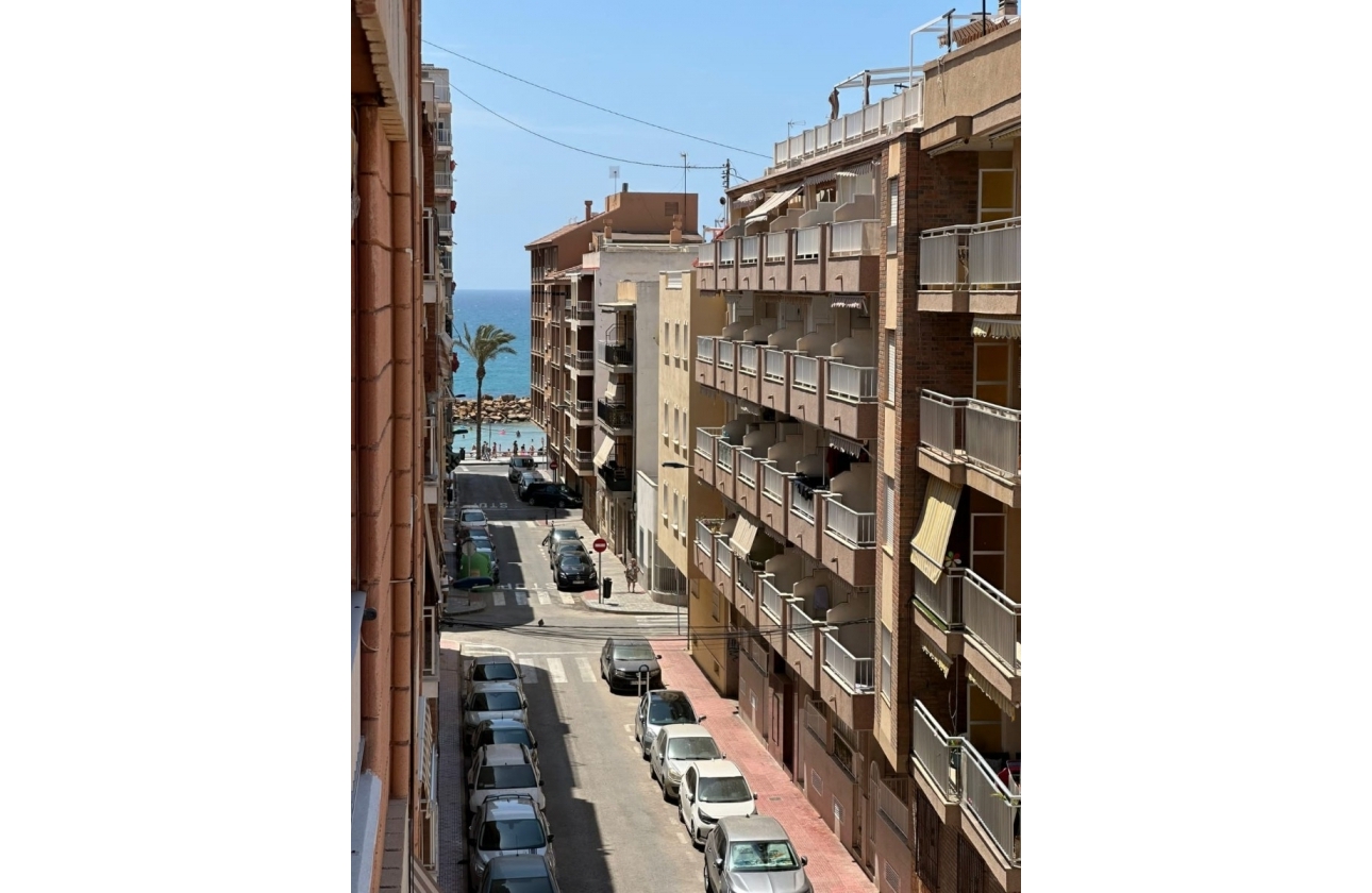 Resale - Apartment / flat - Torrevieja - Playa del Cura