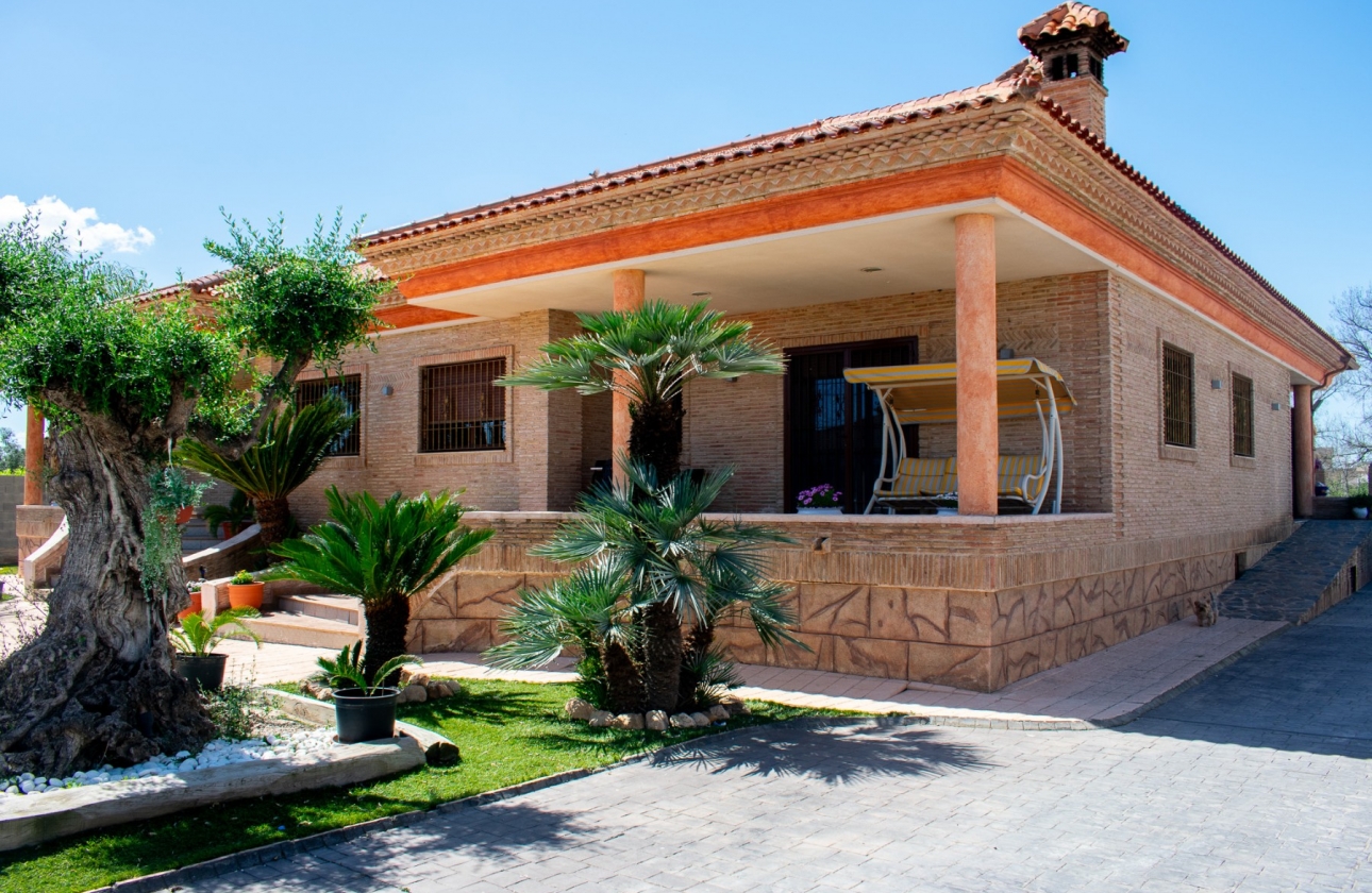Resale - Finca / Country Property - Orihuela Costa - El raal