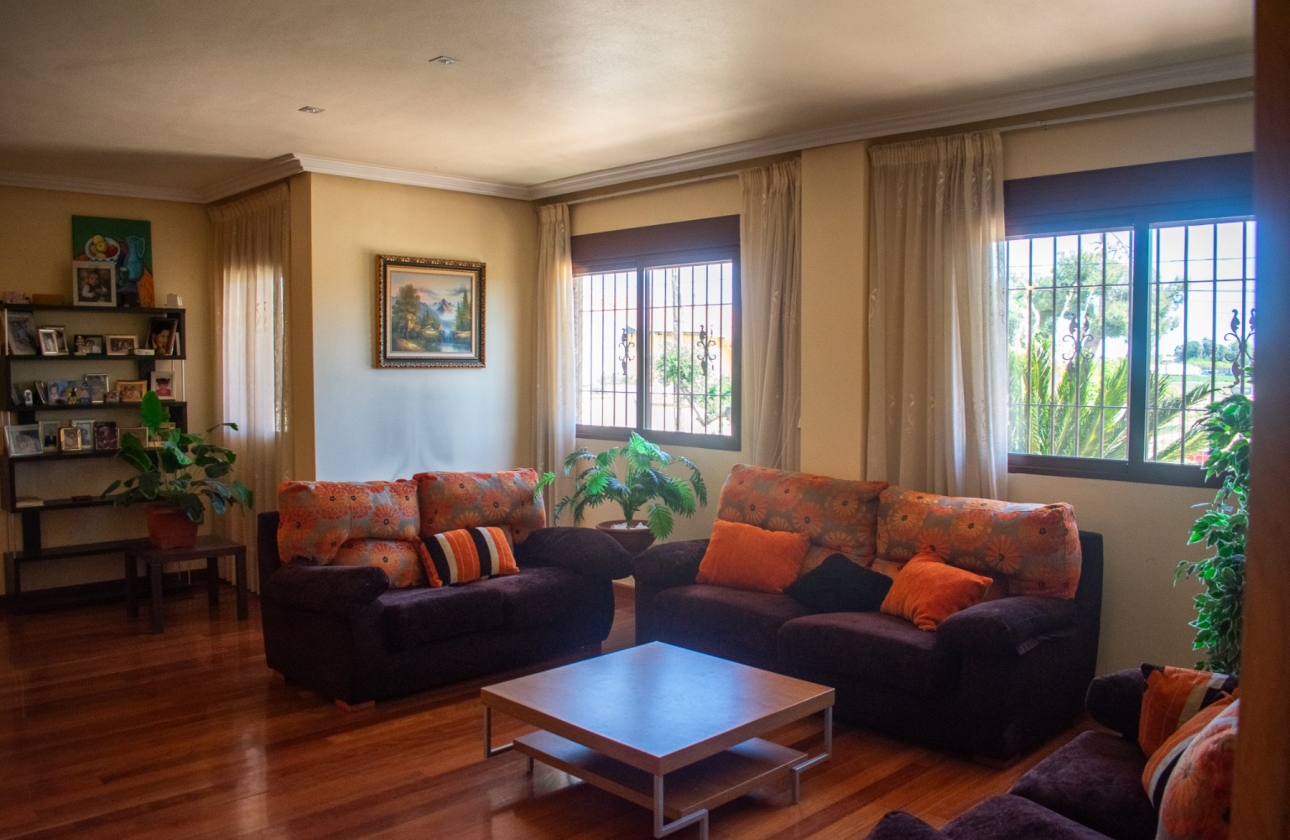 Resale - Finca / Country Property - Orihuela Costa - El raal