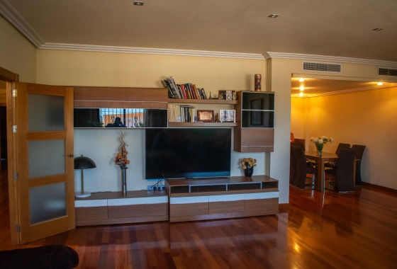 Resale - Finca / Country Property - Orihuela Costa - El raal