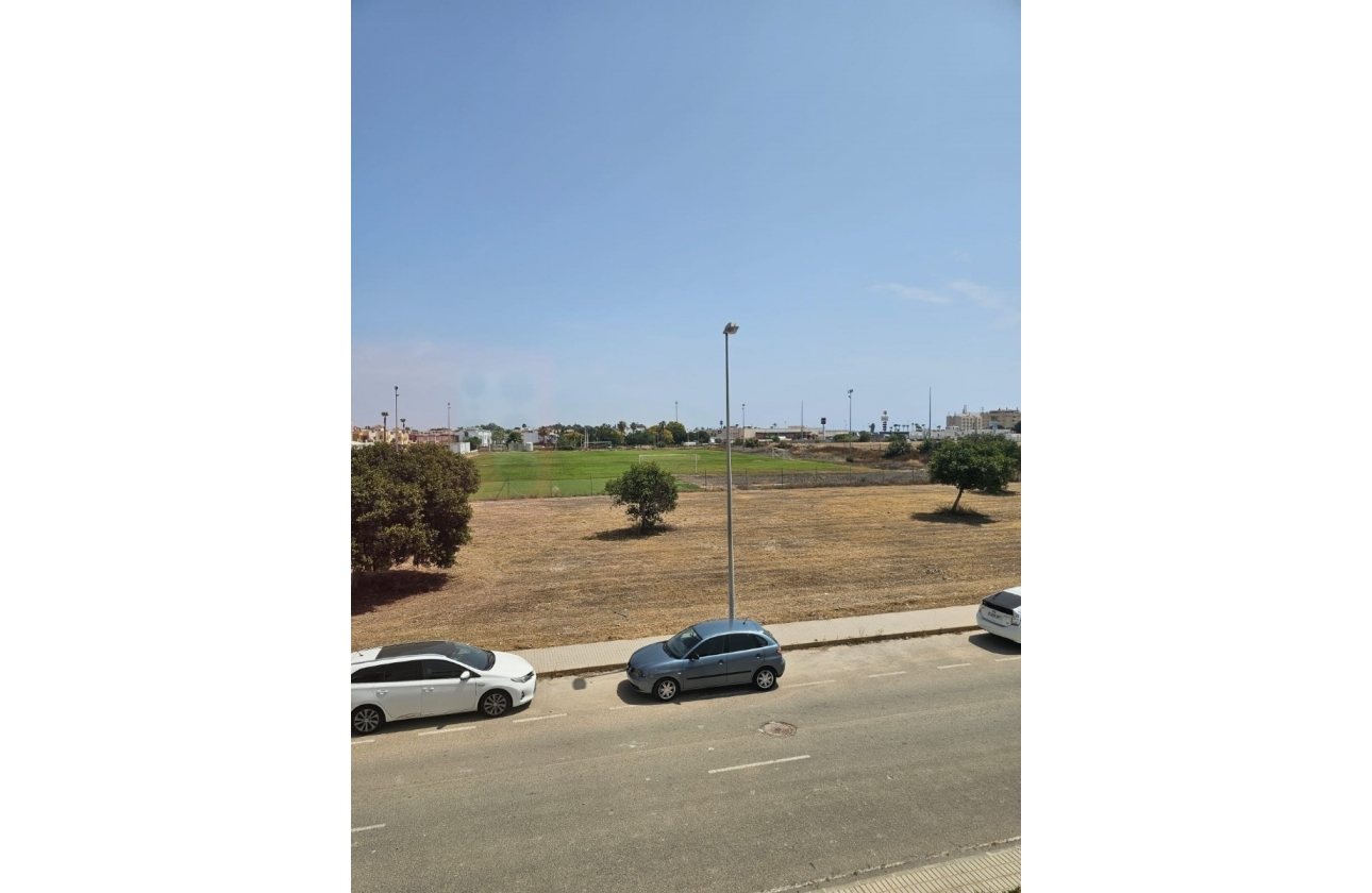 Resale - Apartment / flat - Orihuela Costa - Punta Prima