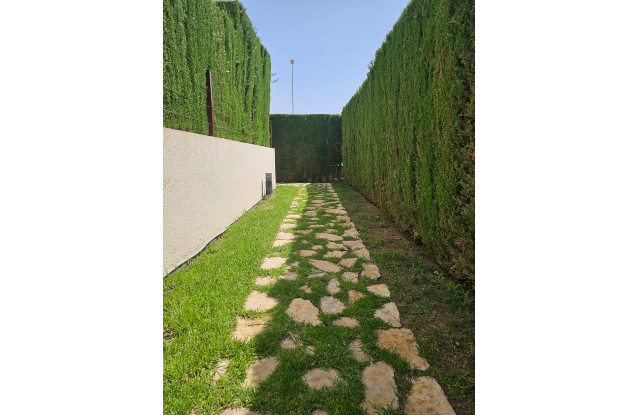 Resale - Apartment / flat - Orihuela Costa - Punta Prima