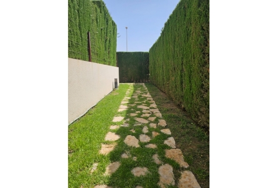 Resale - Apartment / flat - Orihuela Costa - Punta Prima