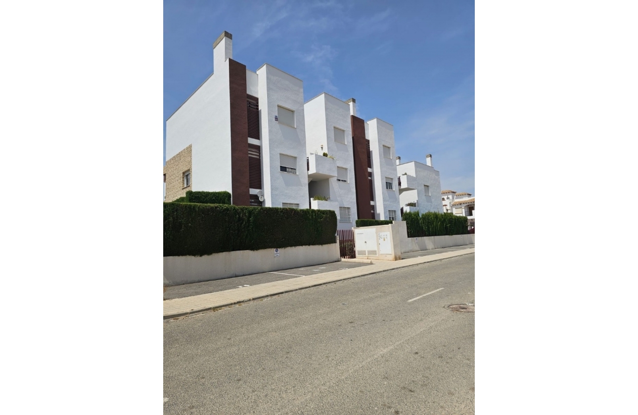 Resale - Apartment / flat - Orihuela Costa - Punta Prima