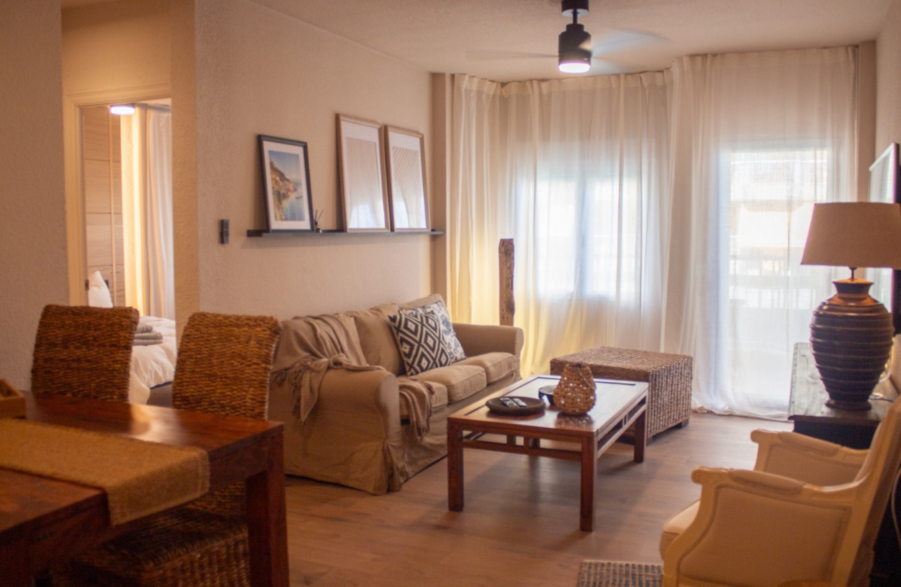 Resale - Apartment / flat - Santa Pola - Playa del Este