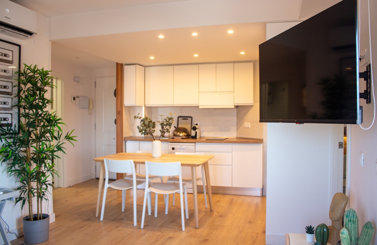 Resale - Apartment / flat - Torrevieja - La Mata