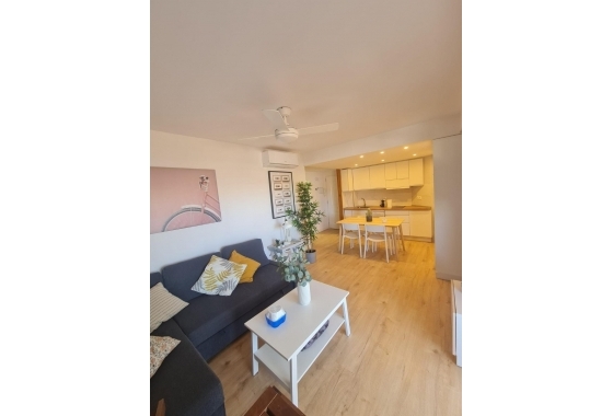 Resale - Apartment / flat - Torrevieja - La Mata