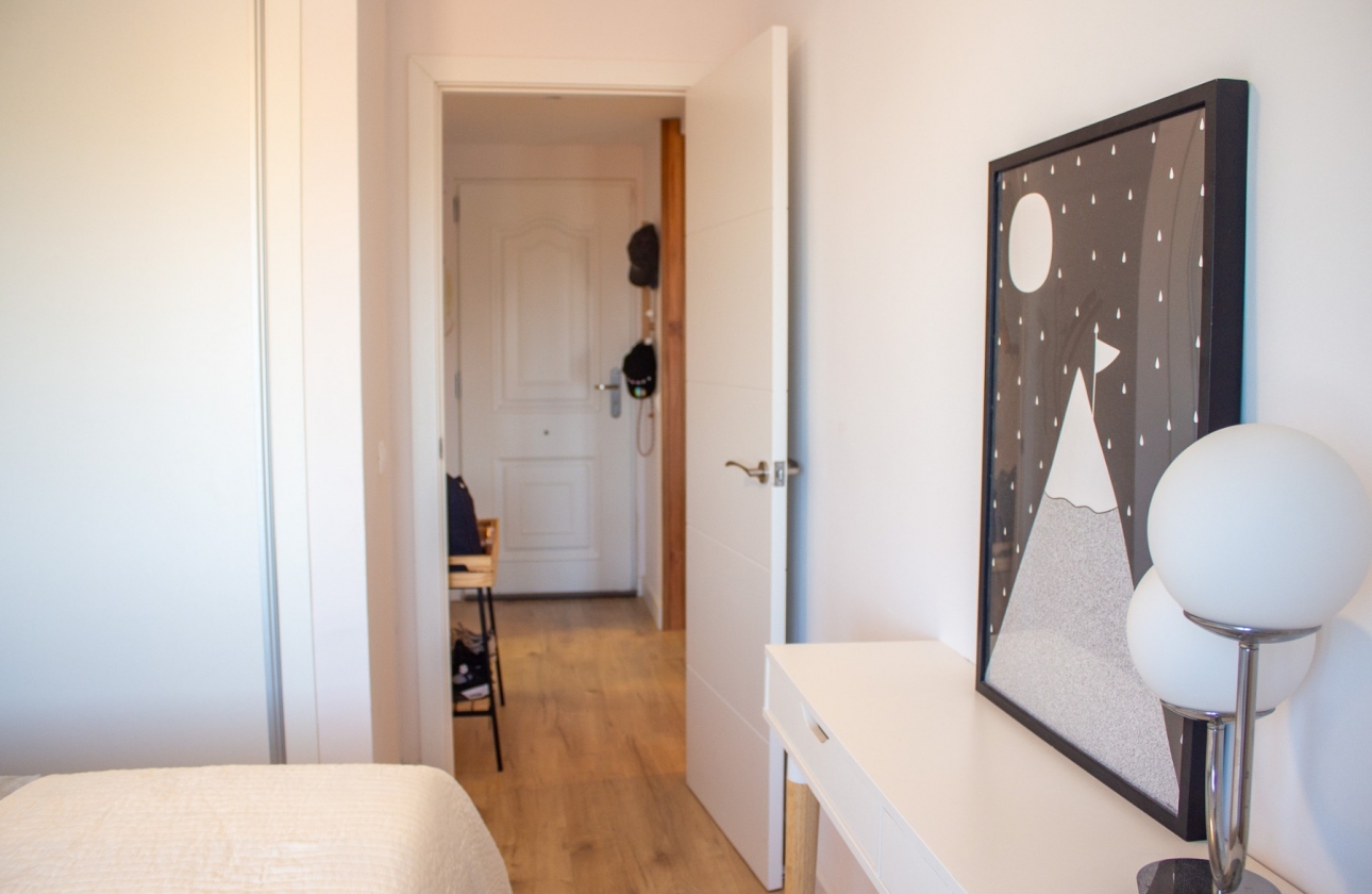 Resale - Apartment / flat - Torrevieja - La Mata