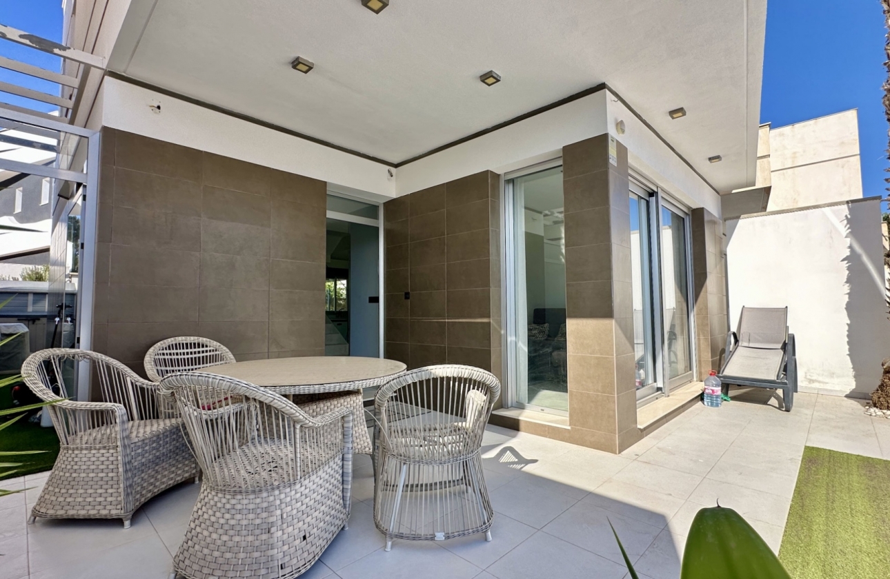 Resale - Villa - Orihuela Costa - Lomas De Cabo Roig