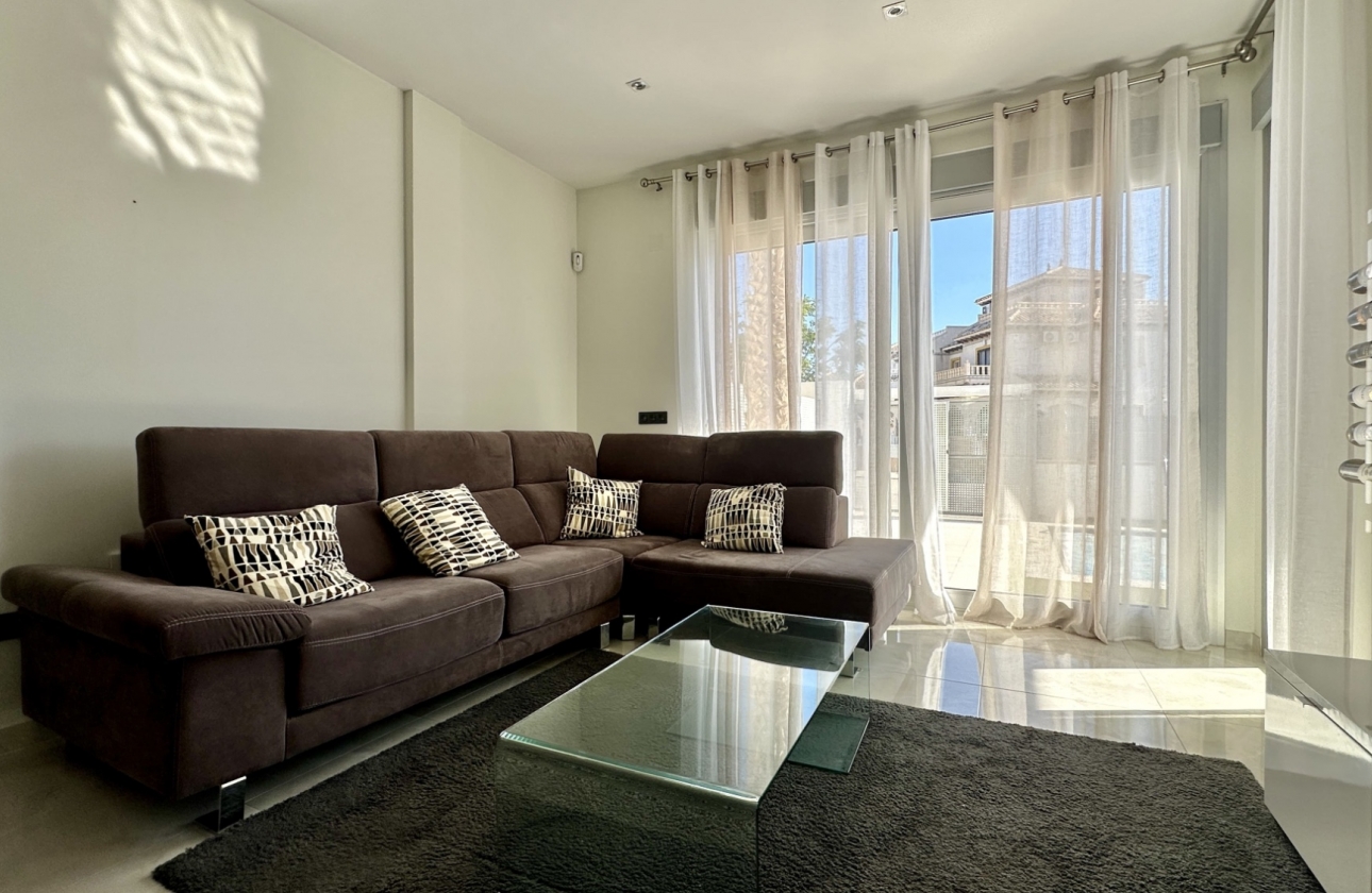 Resale - Villa - Orihuela Costa - Lomas De Cabo Roig