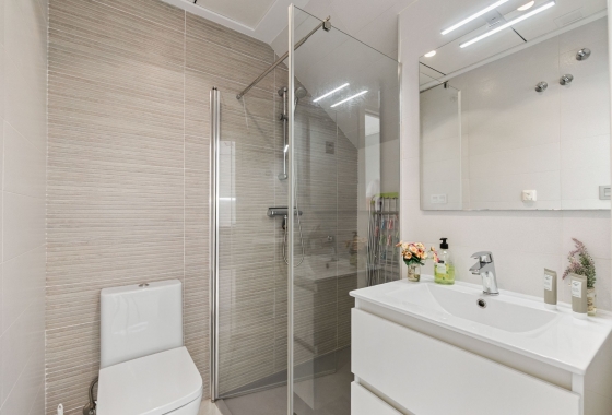 Reventa - Casa - Torrevieja