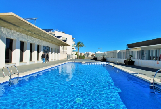 Resale - Apartment / flat - Villamartin - Los Dolses