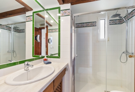 Resale - Apartment / flat - Torrevieja - Playa del Cura