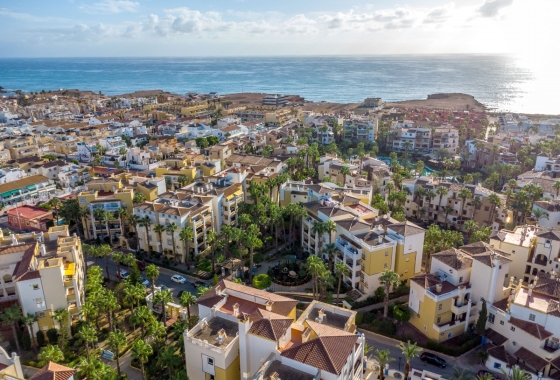 Resale - Apartment / flat - Torrevieja - Playa del Cura