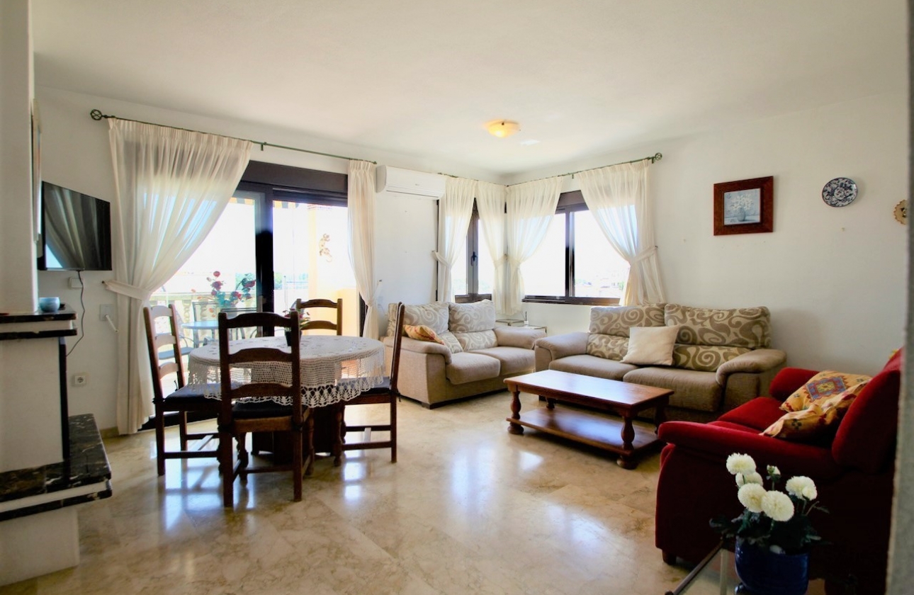 Resale - Apartment / flat - Orihuela Costa