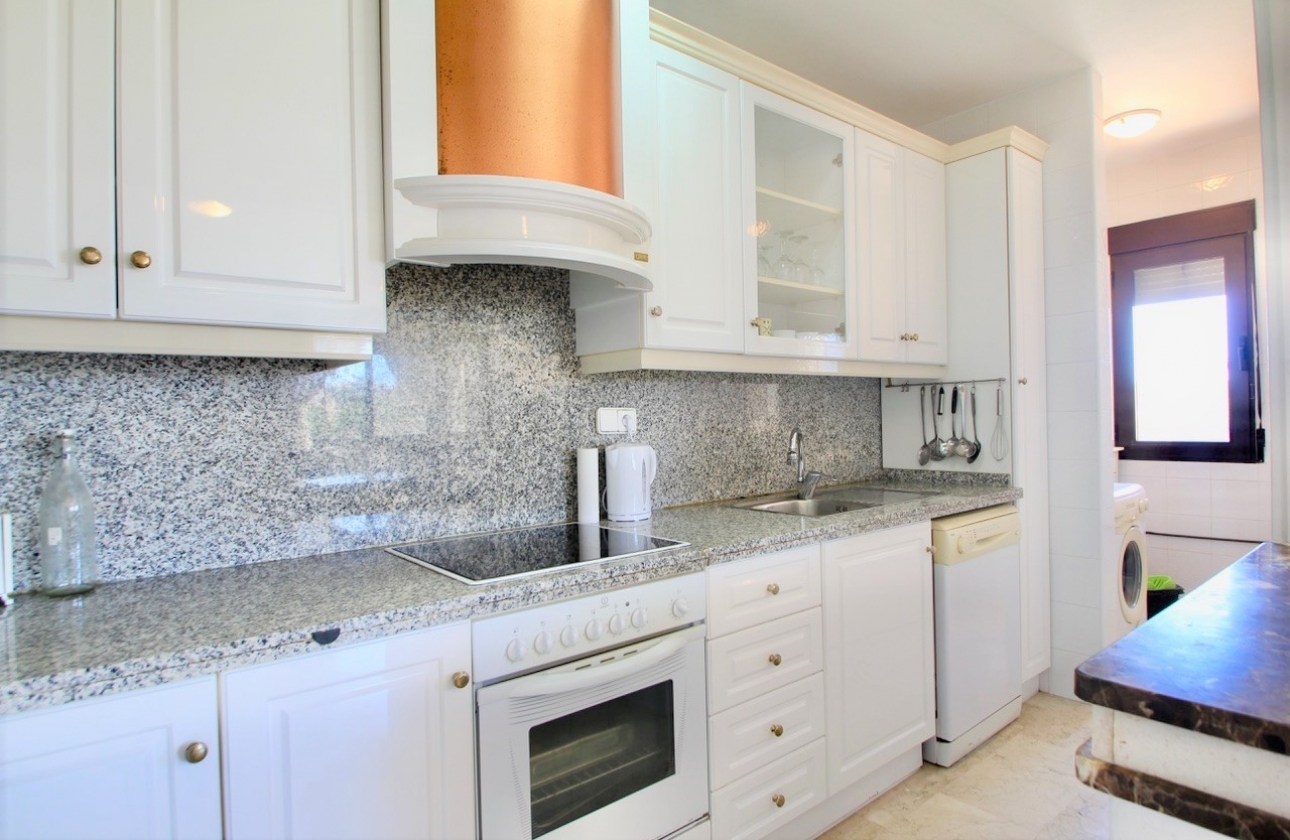 Resale - Apartment / flat - Orihuela Costa