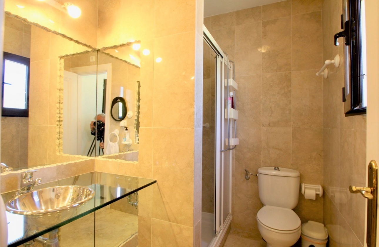 Resale - Apartment / flat - Orihuela Costa