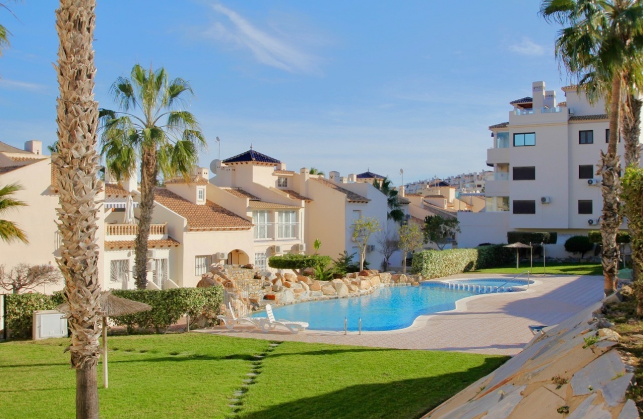 Resale - Apartment / flat - Orihuela Costa