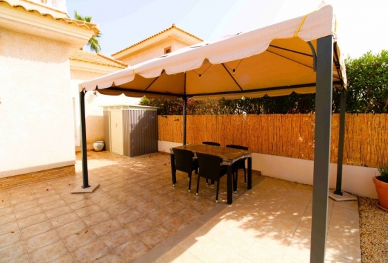 Resale - Villa - Orihuela Costa - Los Dolses