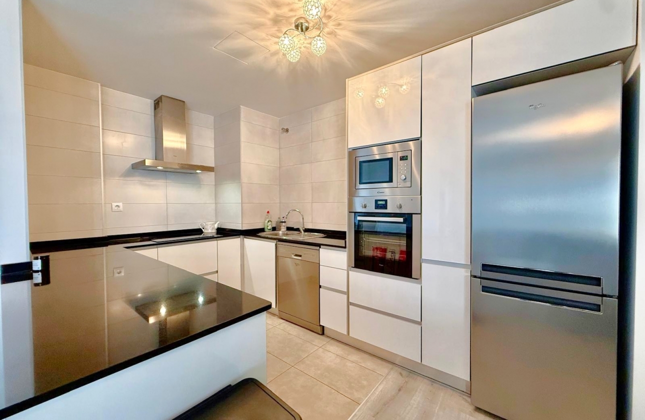 Resale - Apartment / flat - Villamartin - Los Dolses