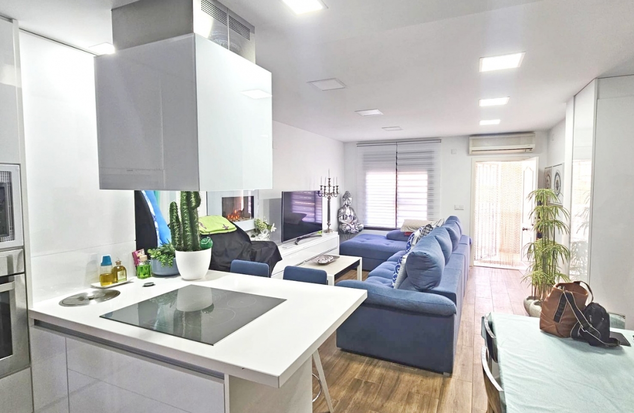 Resale - Apartment / flat - Los Alcazares - Pueblo Patrica
