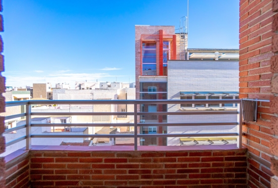 Reventa - Apartamento / piso - Torrevieja