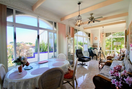 Resale - Villa - Orihuela Costa - Villamartín